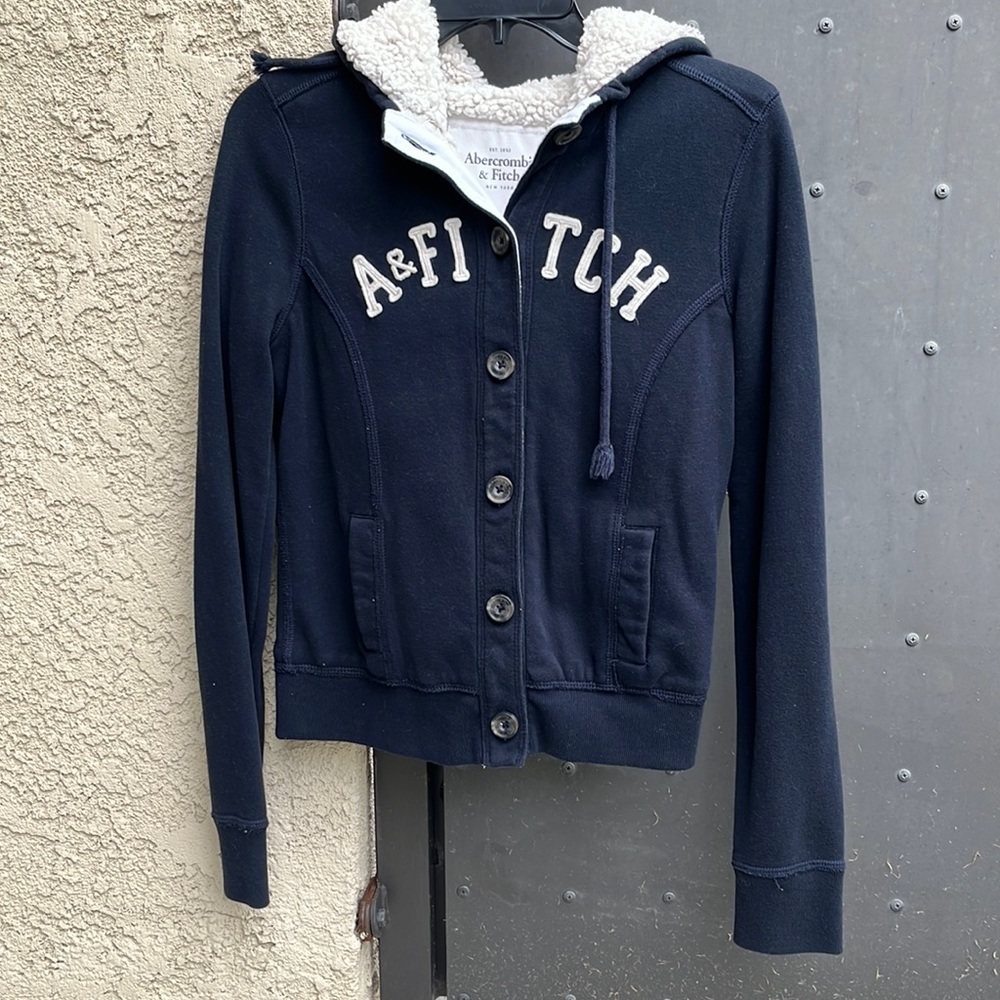 Abercrombie and Fitch womens Sherpa sweater